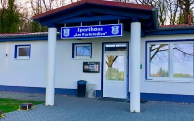 Verschönerungsarbeiten im Parkstadion